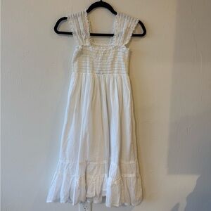 Hardtail! Super cute knee length flow (WHITE) (XS) (LIKE NEW)